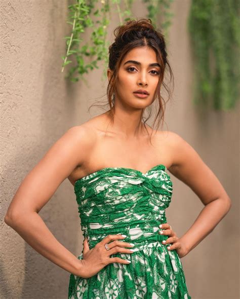 pooja hegde hot sex|Pooja Hegde